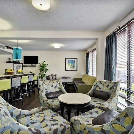 Wingate By Wyndham Charleston Coliseum Hotel North Charleston Dalaman gambar