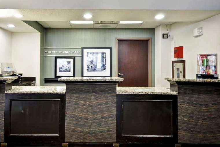 Wingate By Wyndham Charleston Coliseum Hotel North Charleston Dalaman gambar