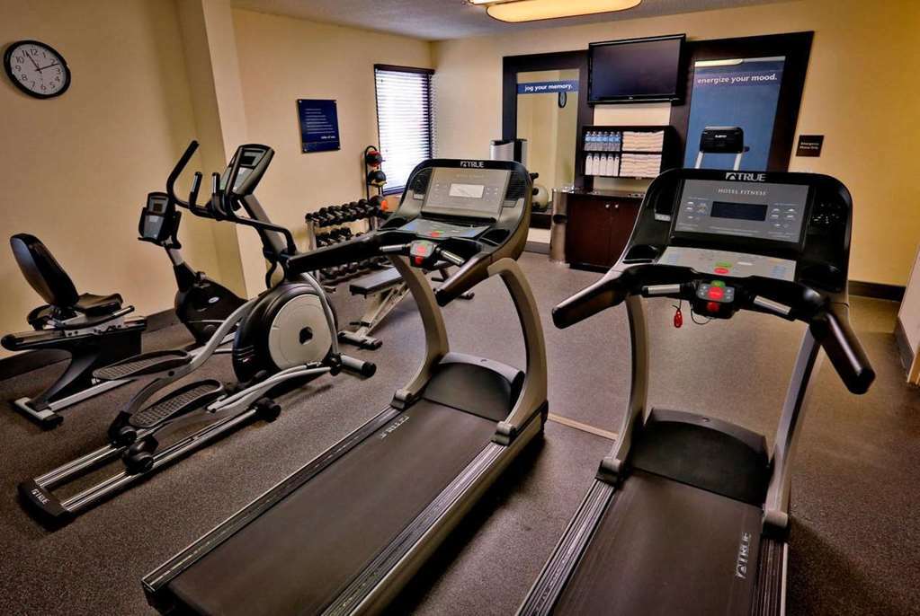Wingate By Wyndham Charleston Coliseum Hotel North Charleston Servis gambar